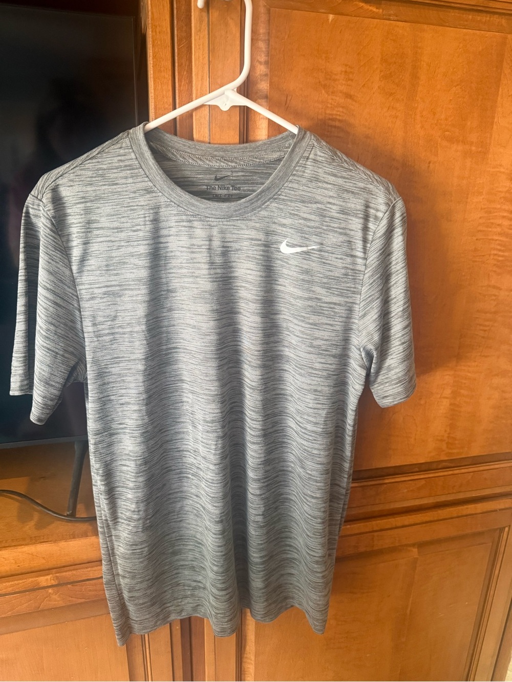 Nike Men’s Heather Gray Short Sleeve Performance Tee
